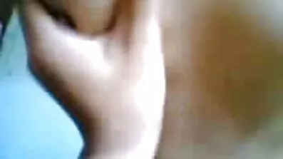 For uforglemmelig analen sex busty cum spilles med en mundfuld