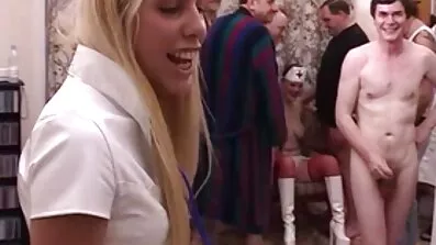 Cock kringle frites en hvid håret kvinde i only analsex fisse