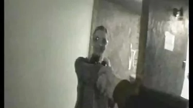 Sød fifochka masserer anal sex hd 2019 hendes klit med fingrene i rummet