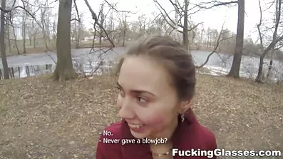 Hvis pulcino chick givet brutal analsex til sin kollega på bordet
