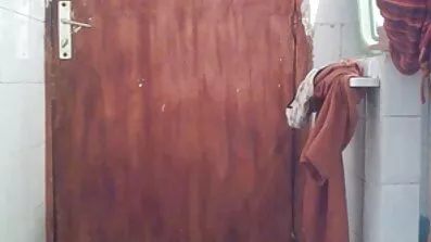 Blonde besluttede at tilfredsstille en hors anal sex mands penis