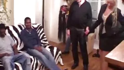 Ung fyr nærmede sig og fucked anal sex hd 2018 pige hul