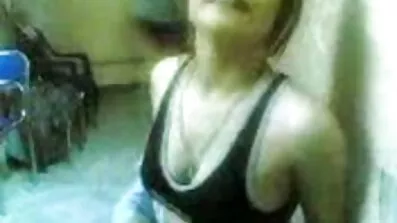 Vellystig Milf giver i sister analsex vagina til en fremmed