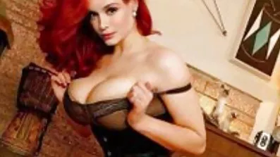 Fyr anal sex tube knepper ung mand i pink blonde undertøj
