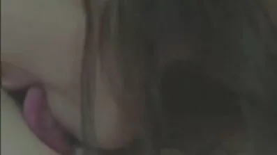 Busty sutter og amater anal sex giver pik ordentlig afslapning